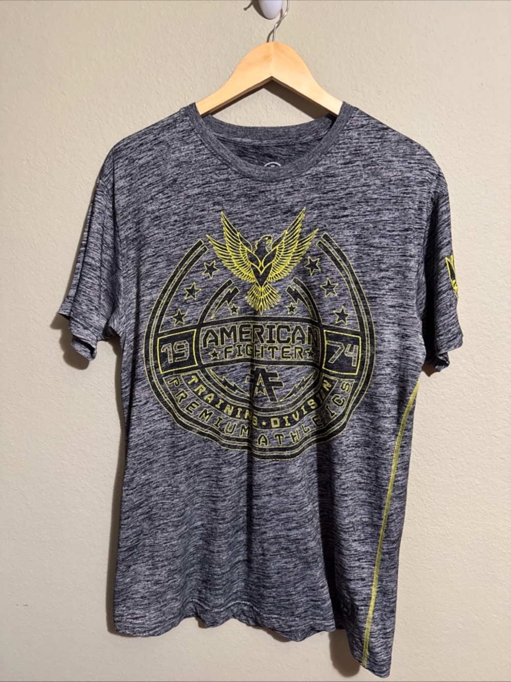 American Fighter Men's Grey Graphic Tee with Yellow Accent - Large